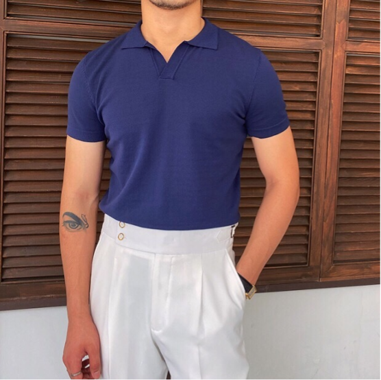 Camisa Polo con Cuello en V