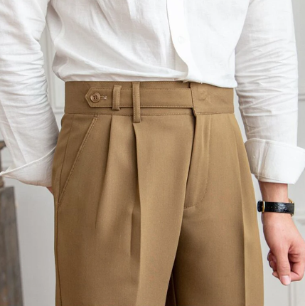 Pantalones entallados