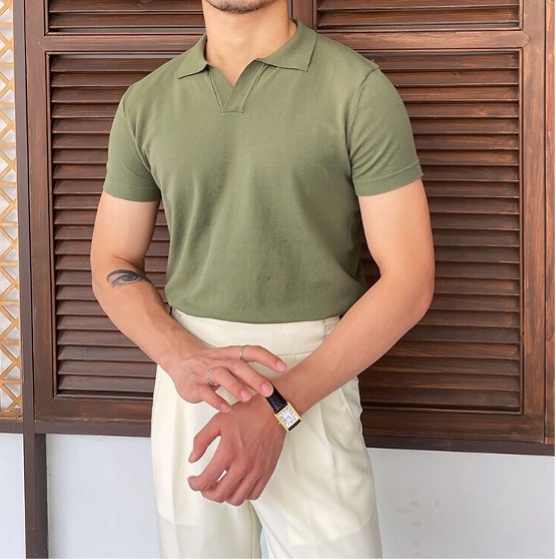 Camisa Polo con Cuello en V