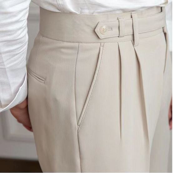Pantalones entallados